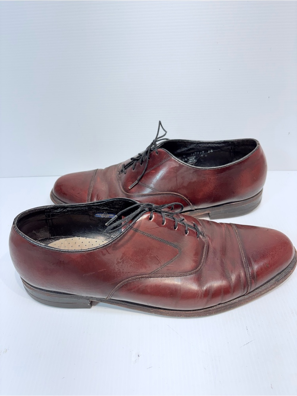 Men's Burgundy Leather Dress Oxfords - Classic Lace-Up - Size 11